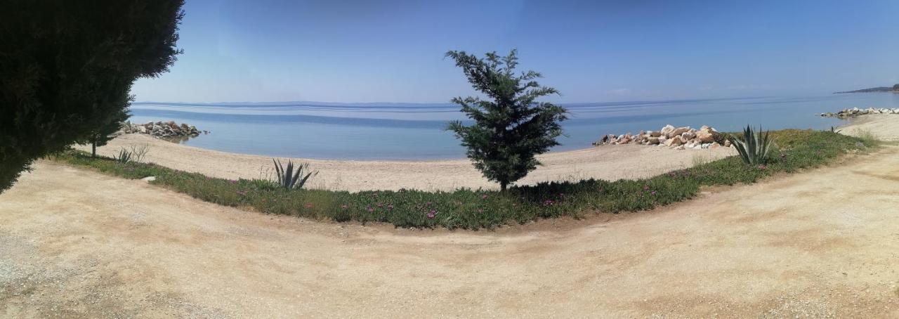 Porto Almira Beachfront House Nikiti  Buitenkant foto